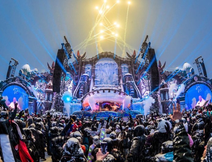 Descubre Tomorrowland Winter 2025: Un festival de música electrónica en el corazón de los alpes